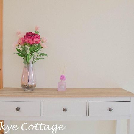 Cosy Skye Cottage Kingsburgh 外观 照片